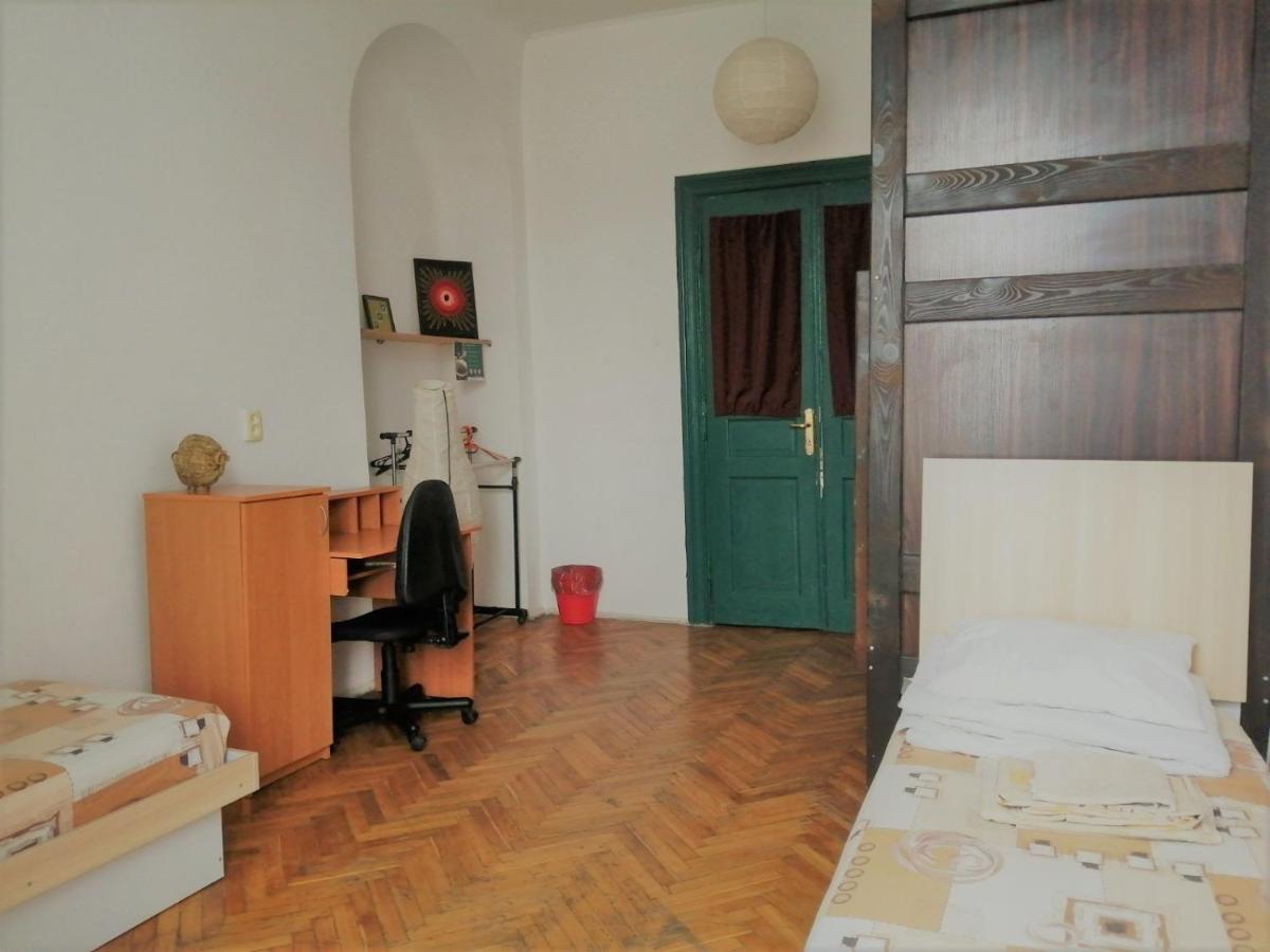 Coffee Home Hostel إلفيف المظهر الخارجي الصورة