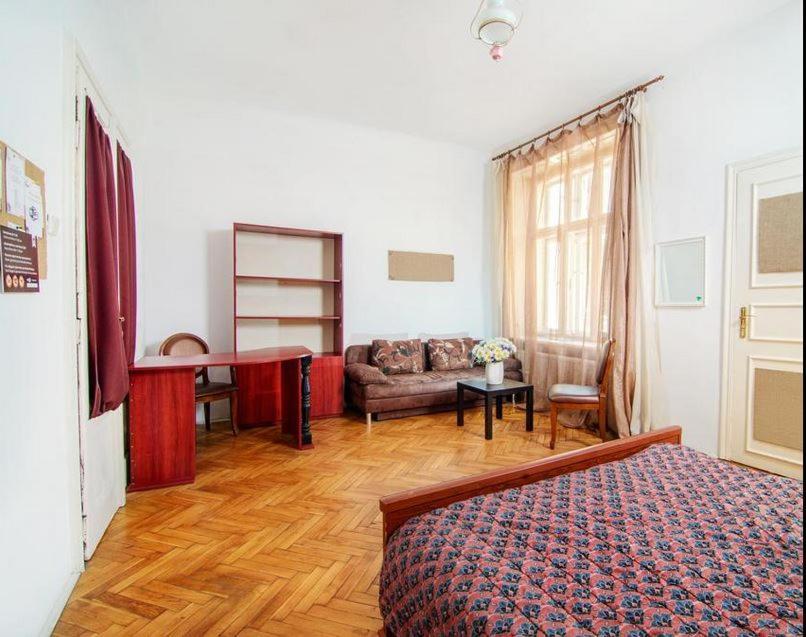 Coffee Home Hostel إلفيف المظهر الخارجي الصورة